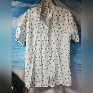 TIPSY ELVES NWOT MENS BUTTON DOWN SHORT SLEEVE SHIRT SIZE XL‎ ☘️ SHAMROCKS